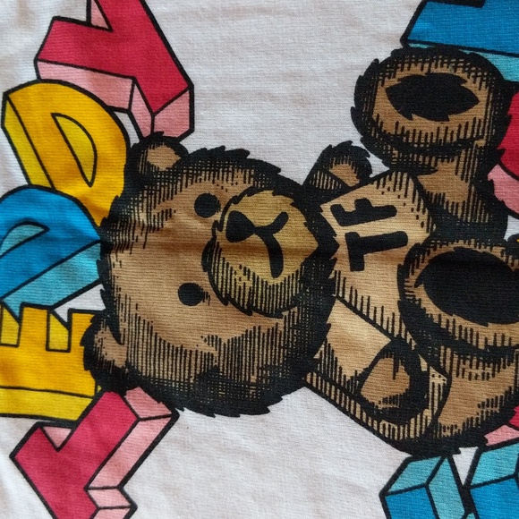 NWOT Women’s Teddy Fresh Top White Shirt Sleeve Shirt Graphic Teddy Bear - Picture 2 of 9